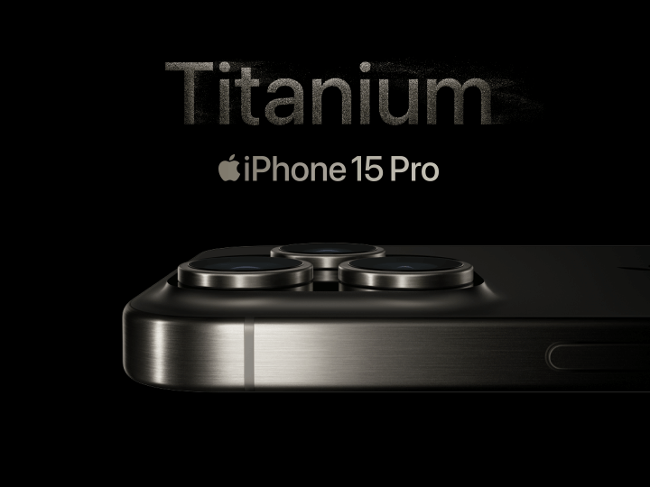 2309 iPhone 15 Pro titanium xs1